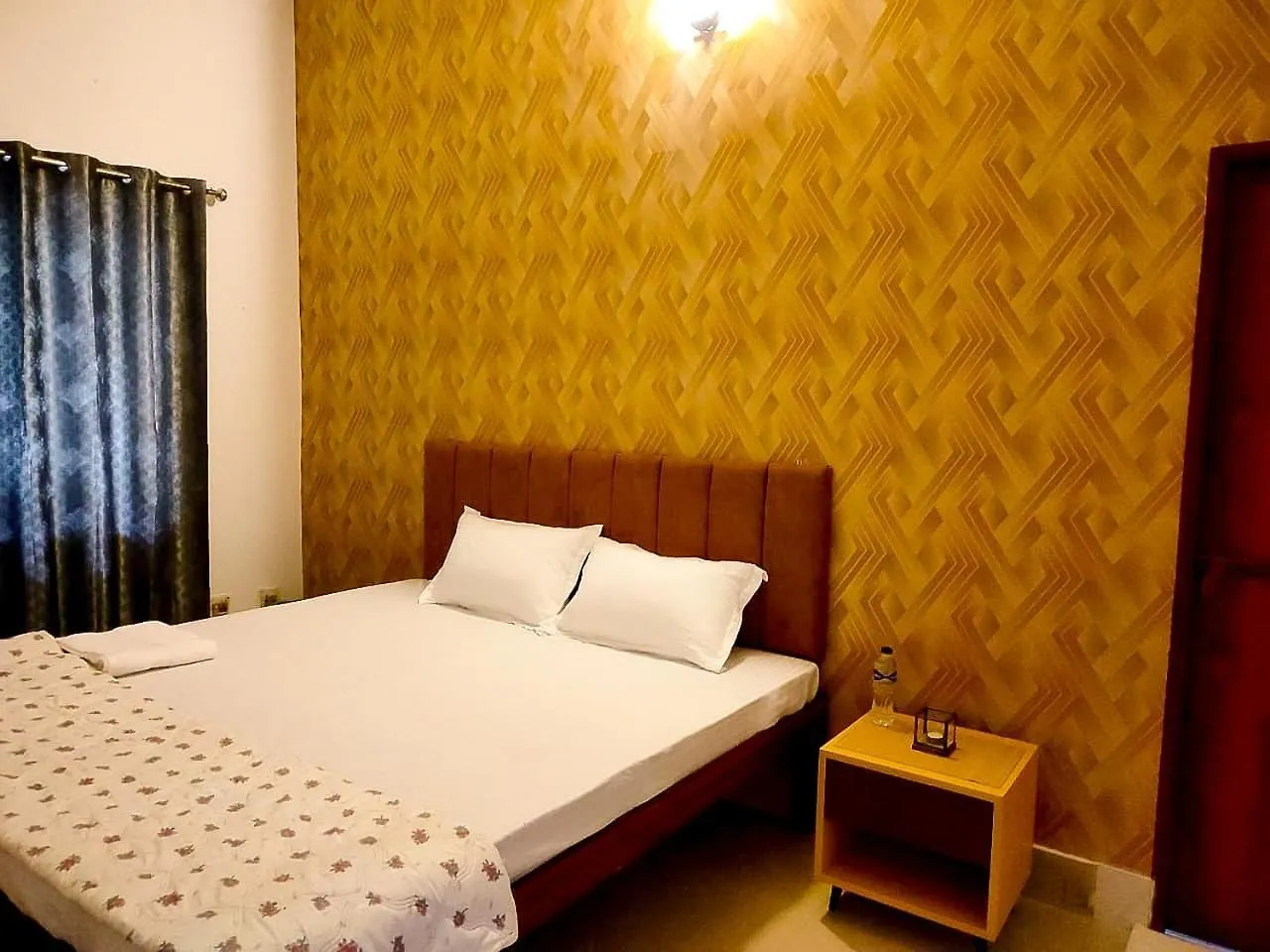 Riverwalk Stays Varanasi