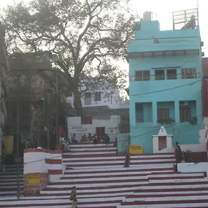 Bed & Breakfast Kedareswar, Varanasi